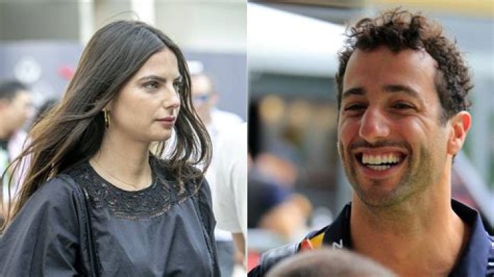 Kelly Piquet Daniel Ricciardo / P16 Sign Va Tiktokcdn Com Tos Maliva